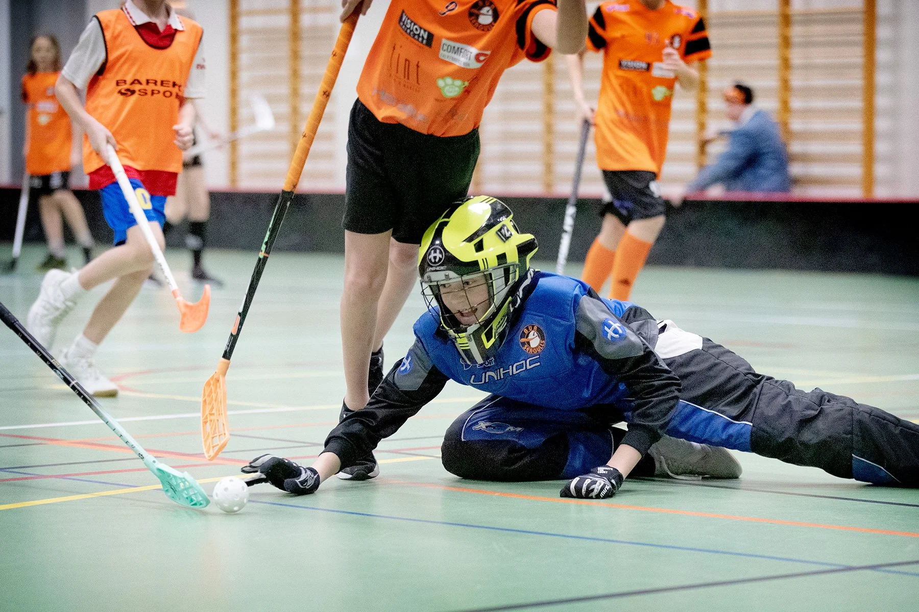 blogg-230105innebandykillarnatjejerna13.jpg