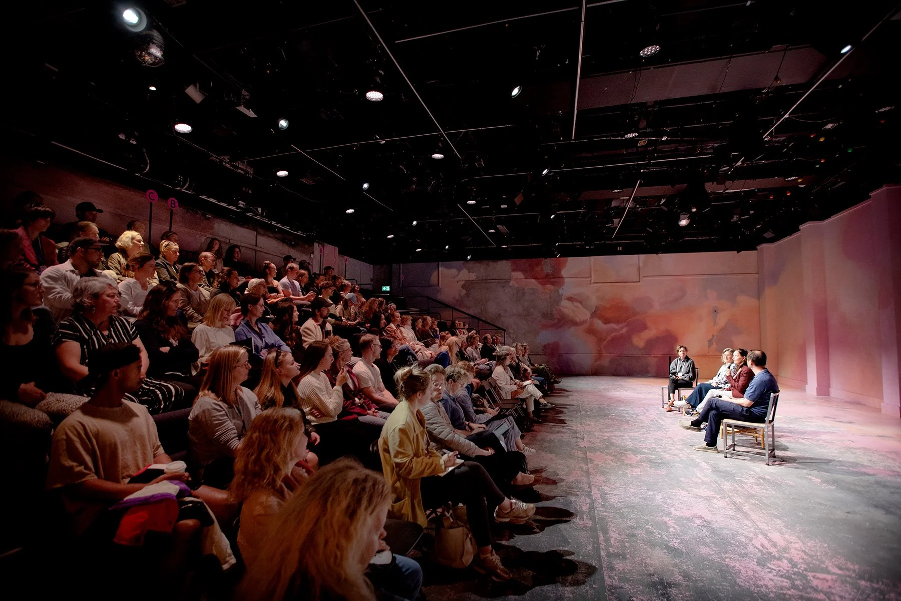 blogg-230530scenkonstbiennalen9.jpg