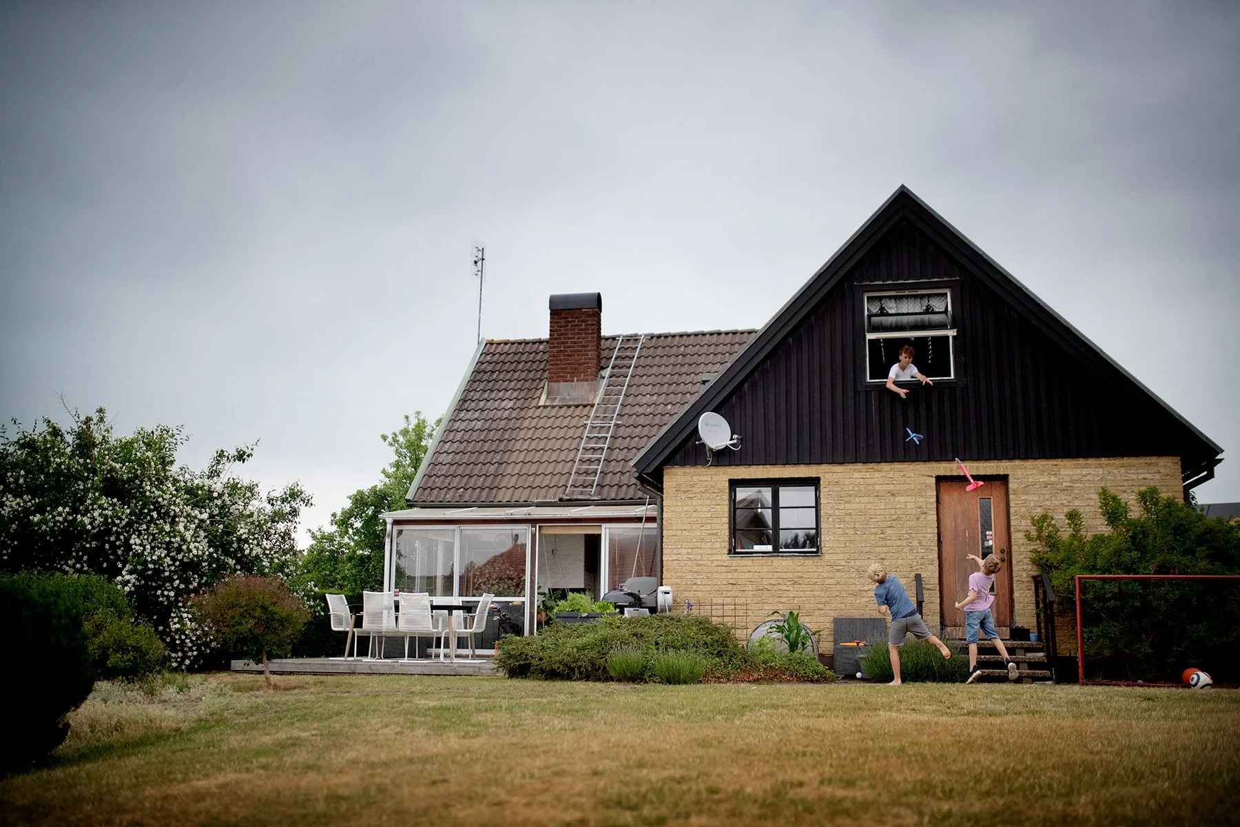 blogg-230621tradgardslek10.jpg