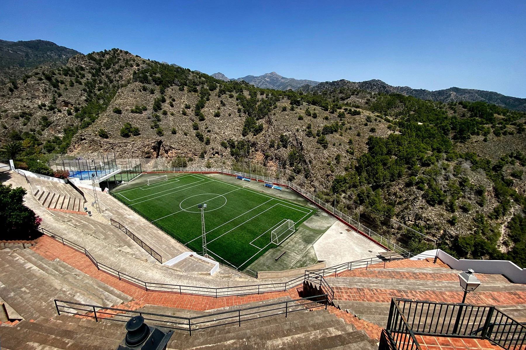 blogg-240524frigiliana4.jpg