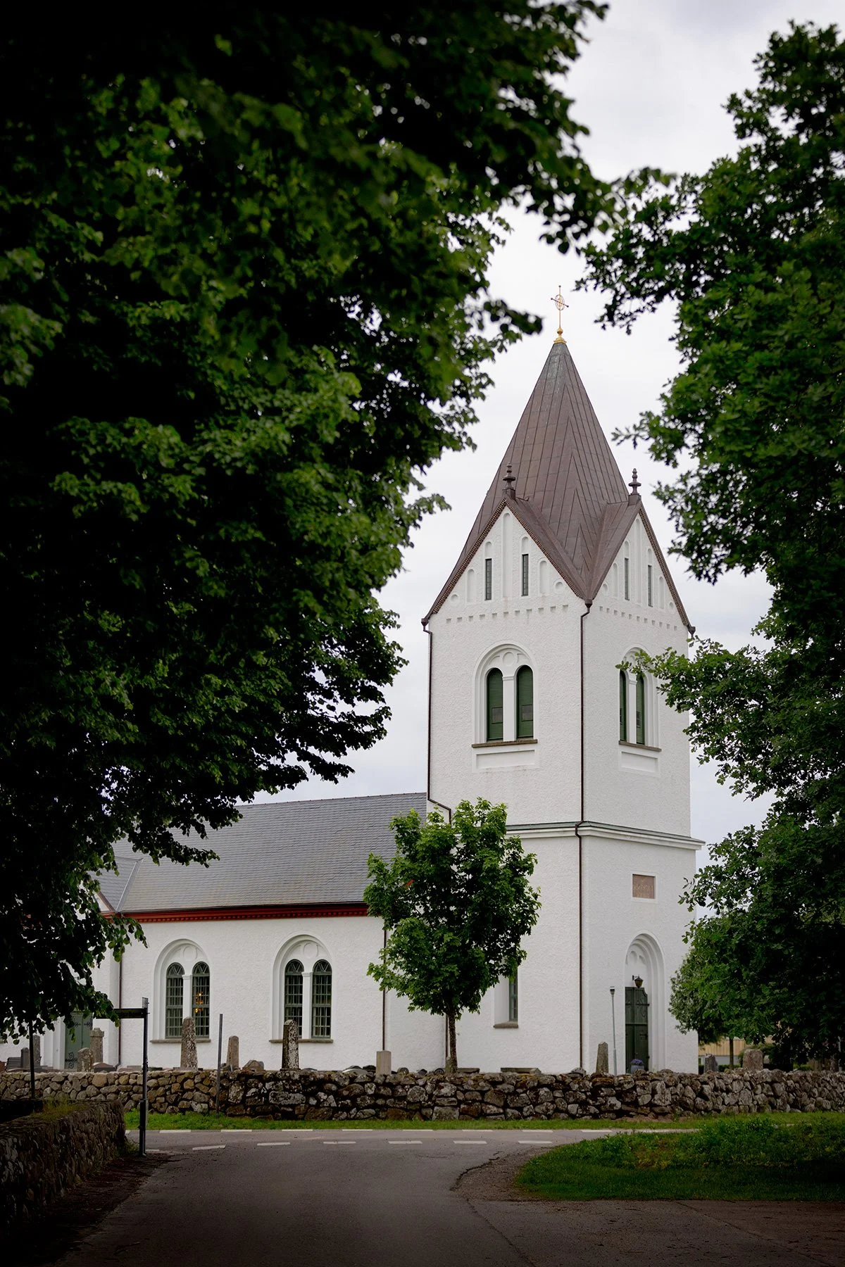 blogg-240529tvaakerskyrka1.jpg