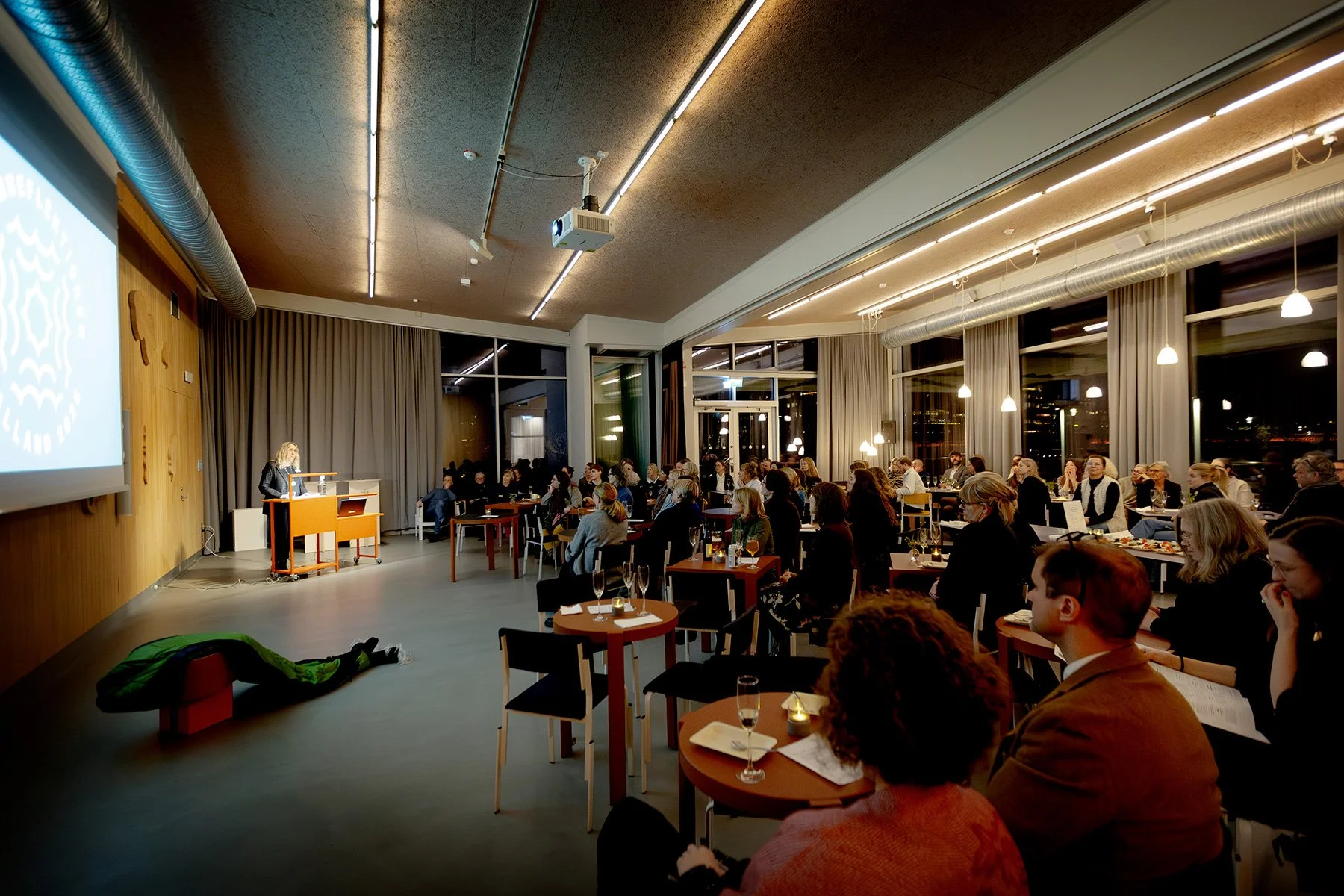 blogg-250123vattenreflektioner11.jpg