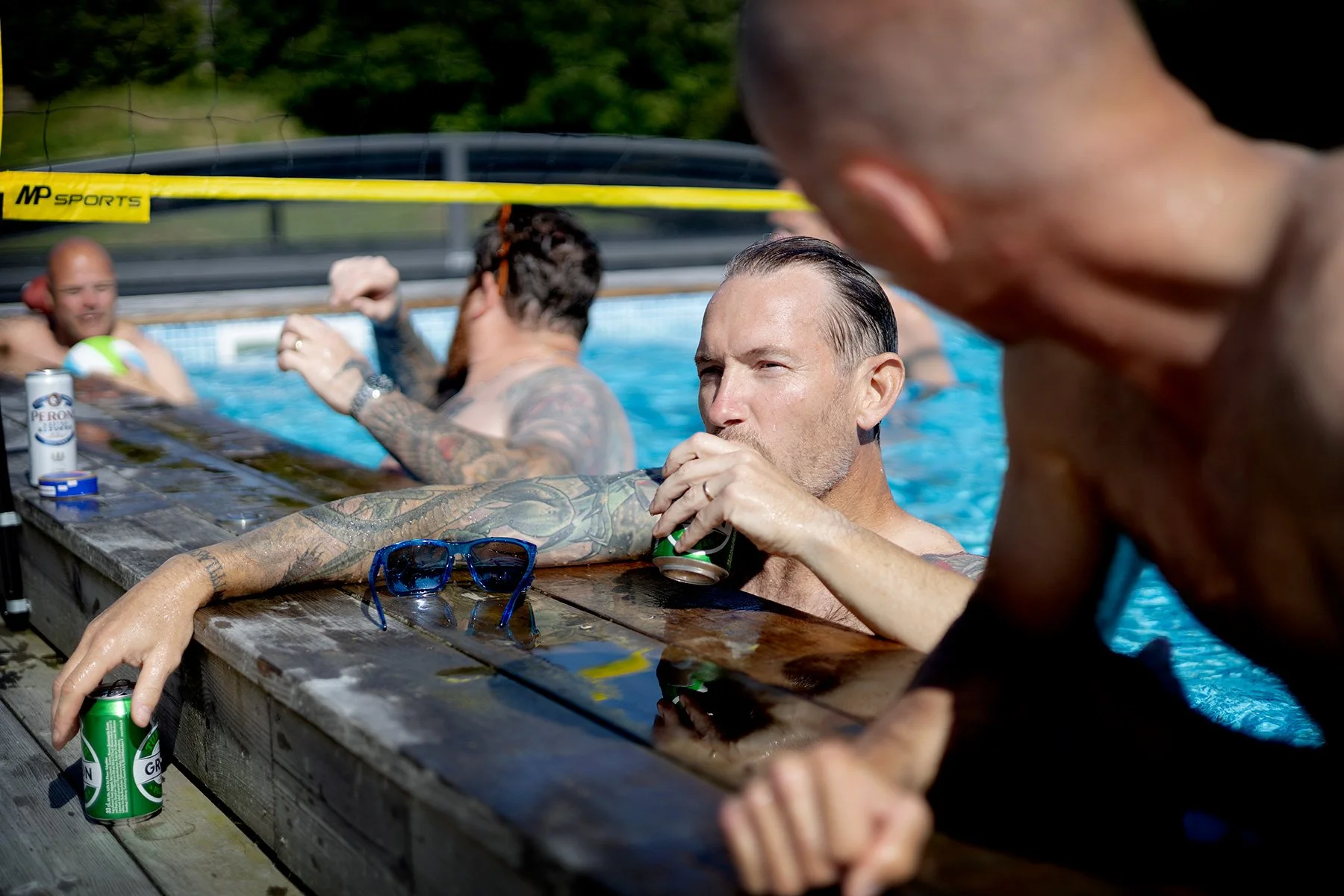 blogg-250621poolpartyhospar12.jpg