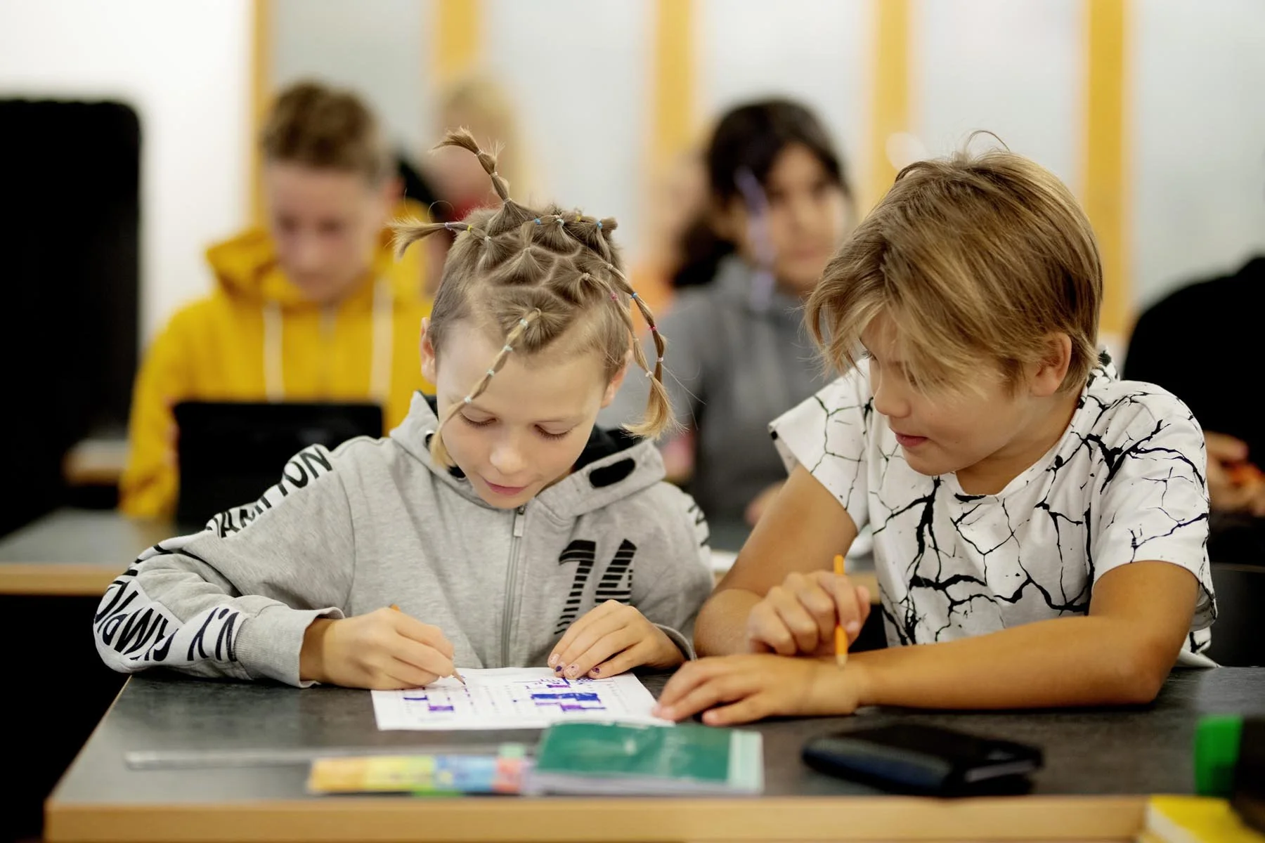 201023crazyhairdayskolan9960.jpg