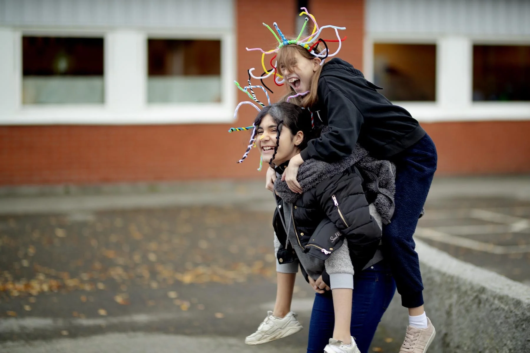 201023crazyhairdayskolan0103.jpg