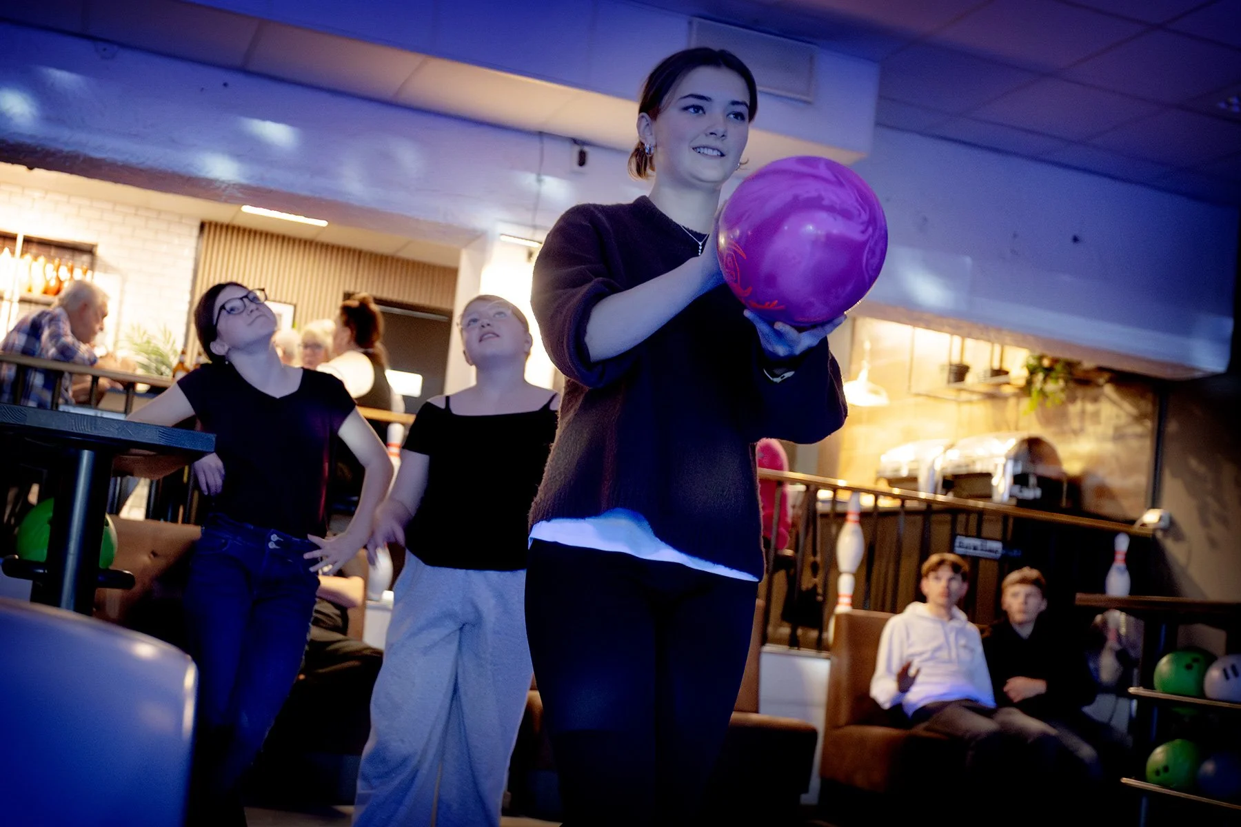 blogg-251108boras-stanbowling14.jpg