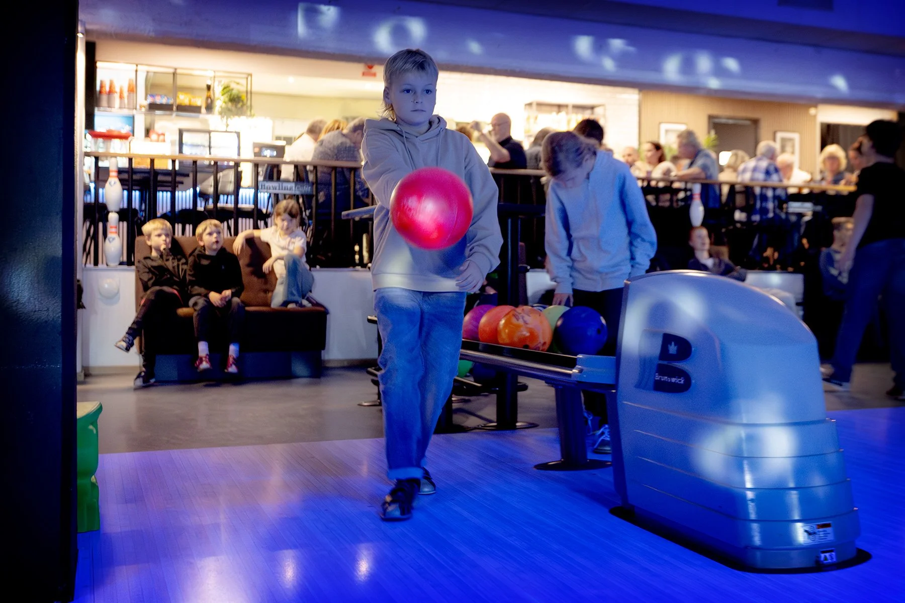 blogg-251108boras-stanbowling20.jpg