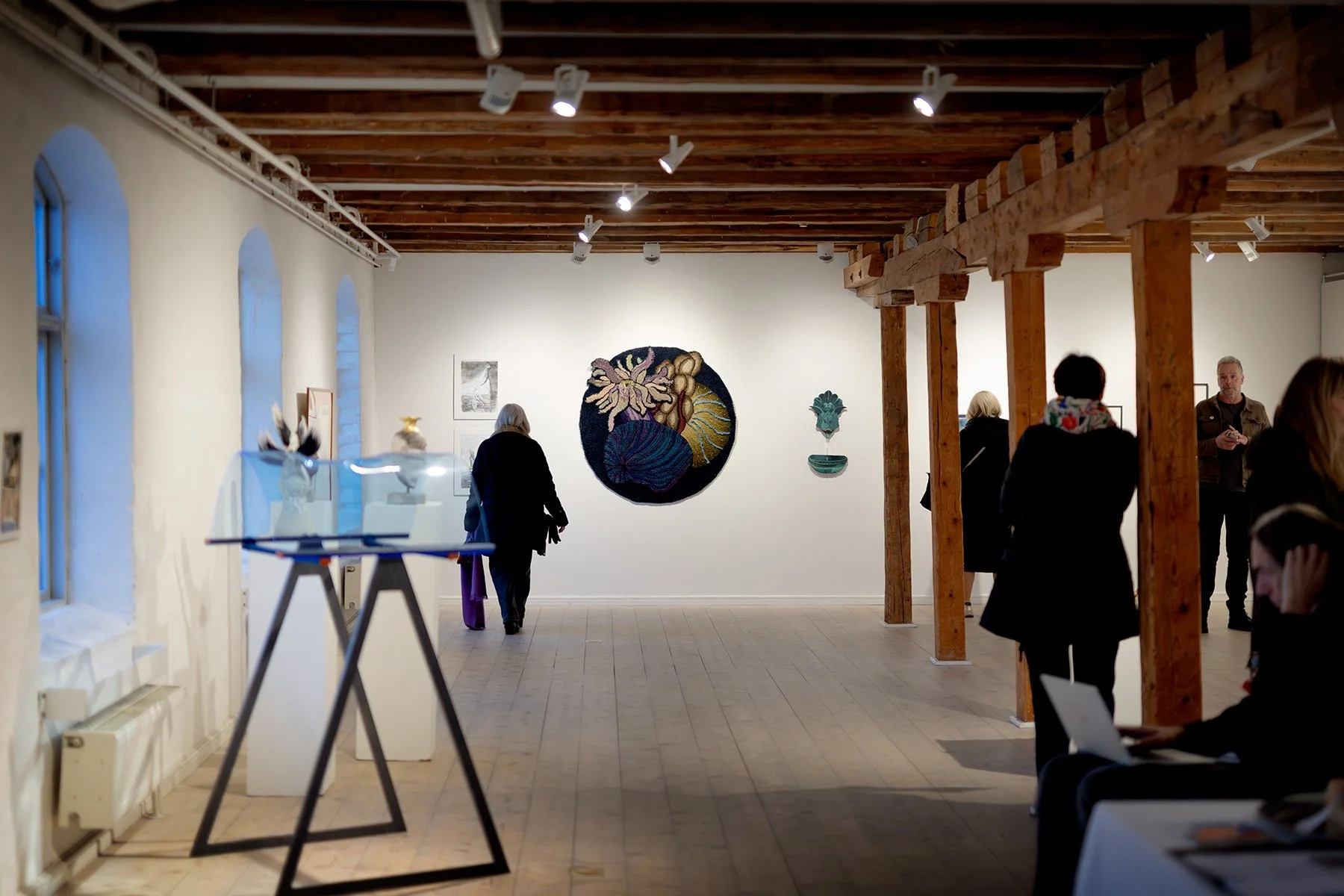 blogg-251129hamnmagasinetvernissage13.jpg