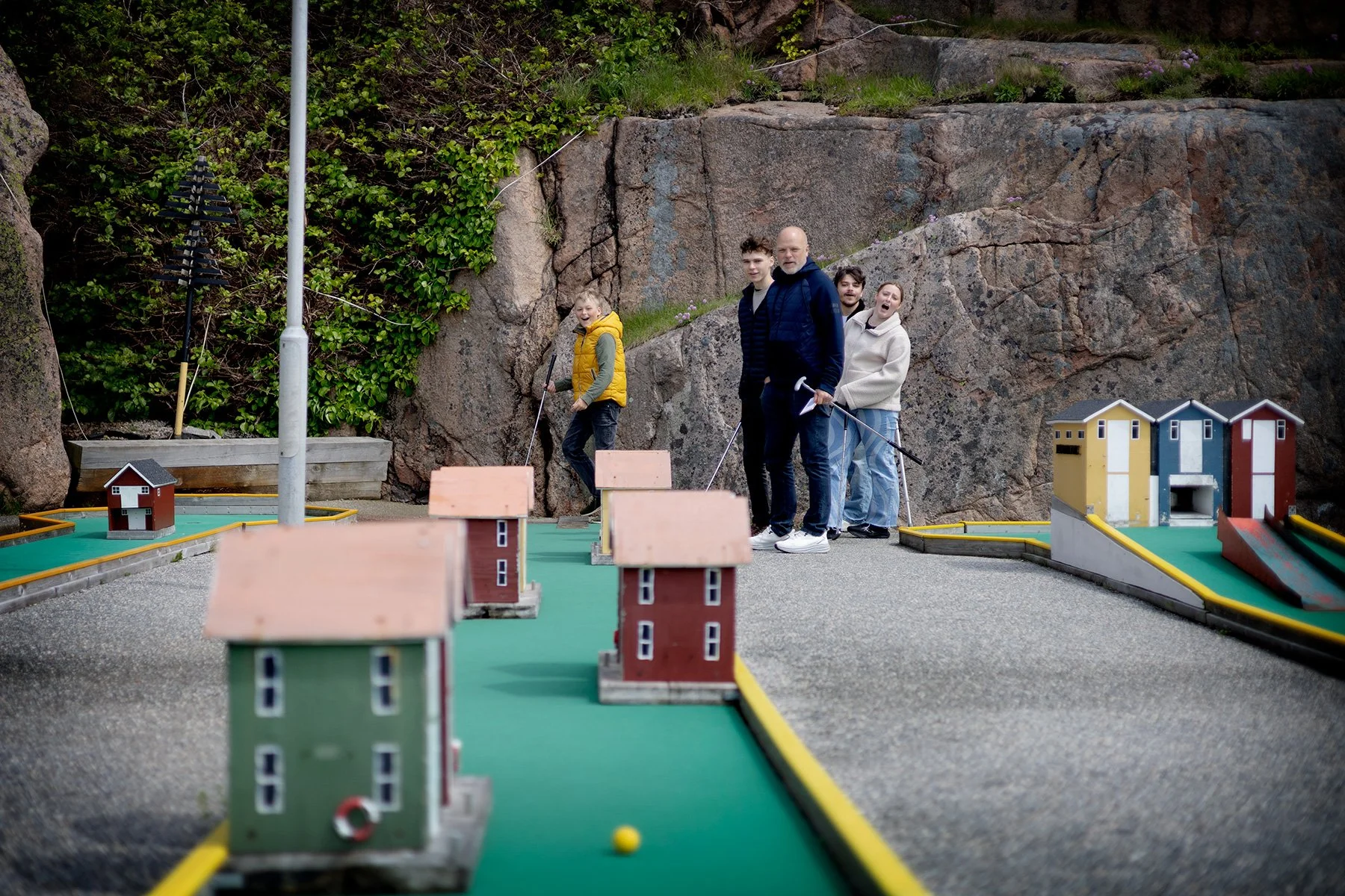 blogg-260524-smogen-minigolf-12.jpg