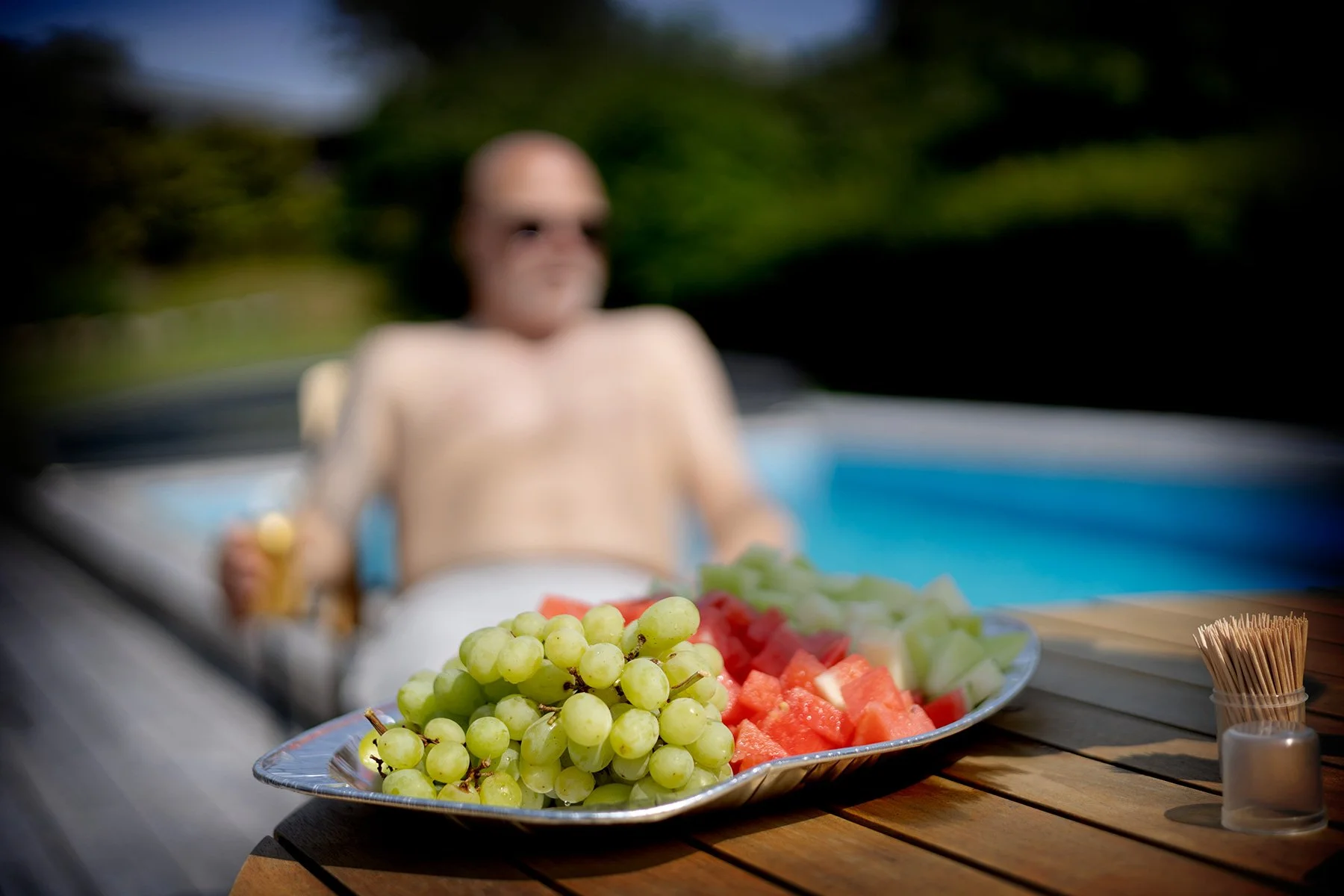 blogg-260620-poolparty-par-2.jpg