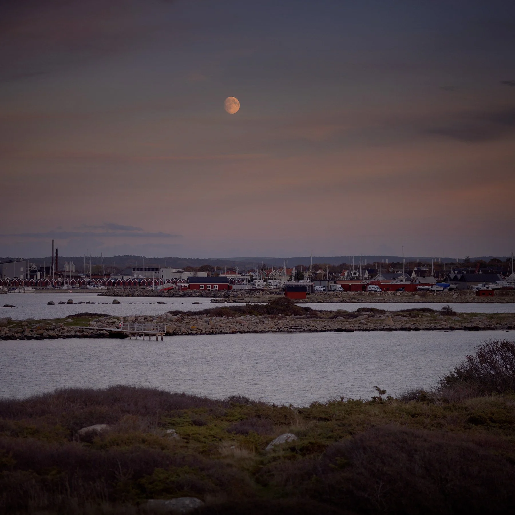 Måne över haväng