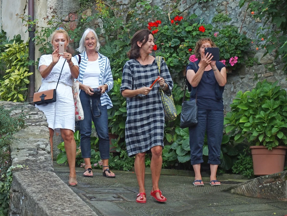 Yoga, Photography and Art Holiday in Tuscany