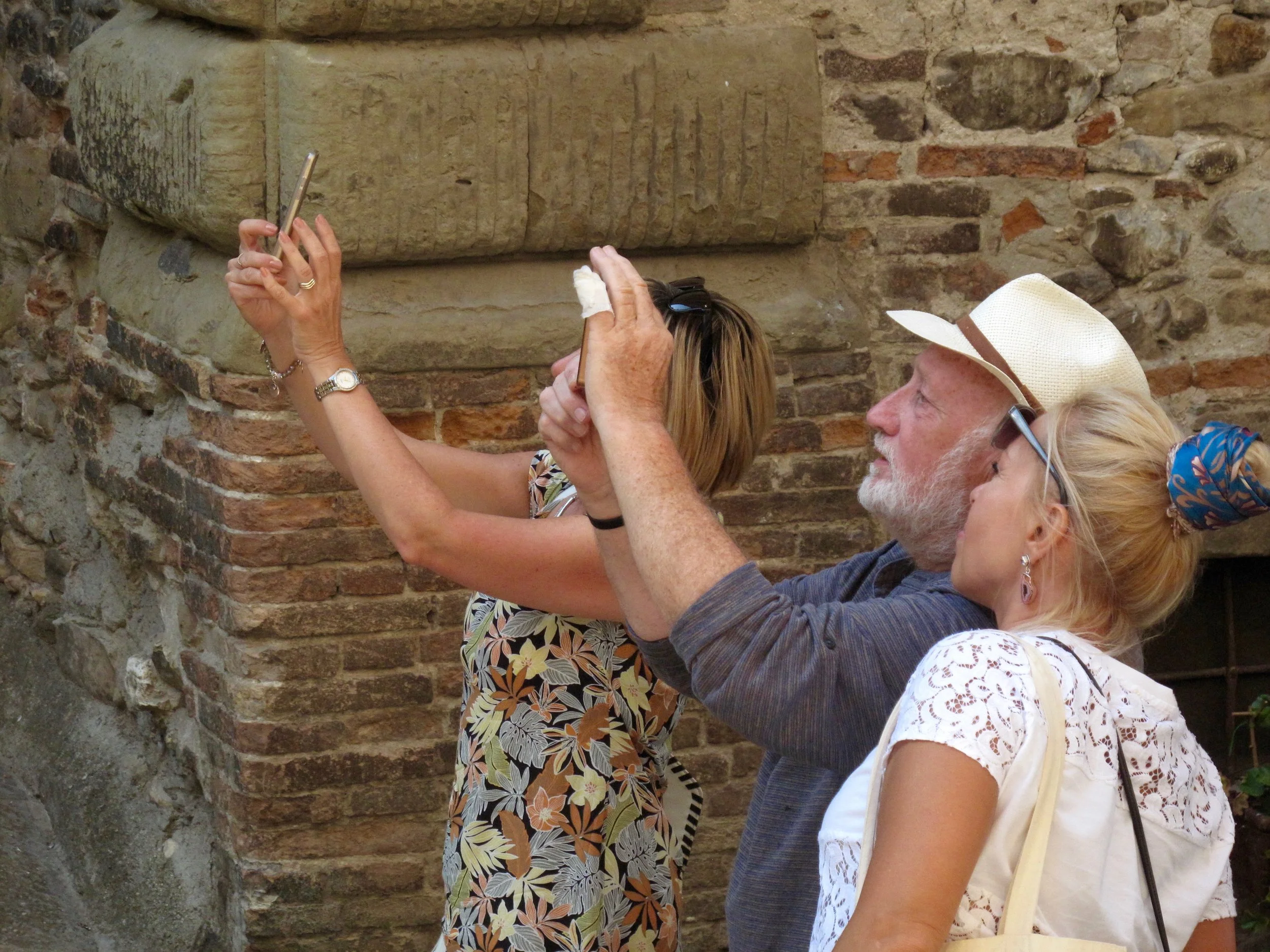 Yoga & Photography in Tuscany with Yoga Studio Nuweiba.