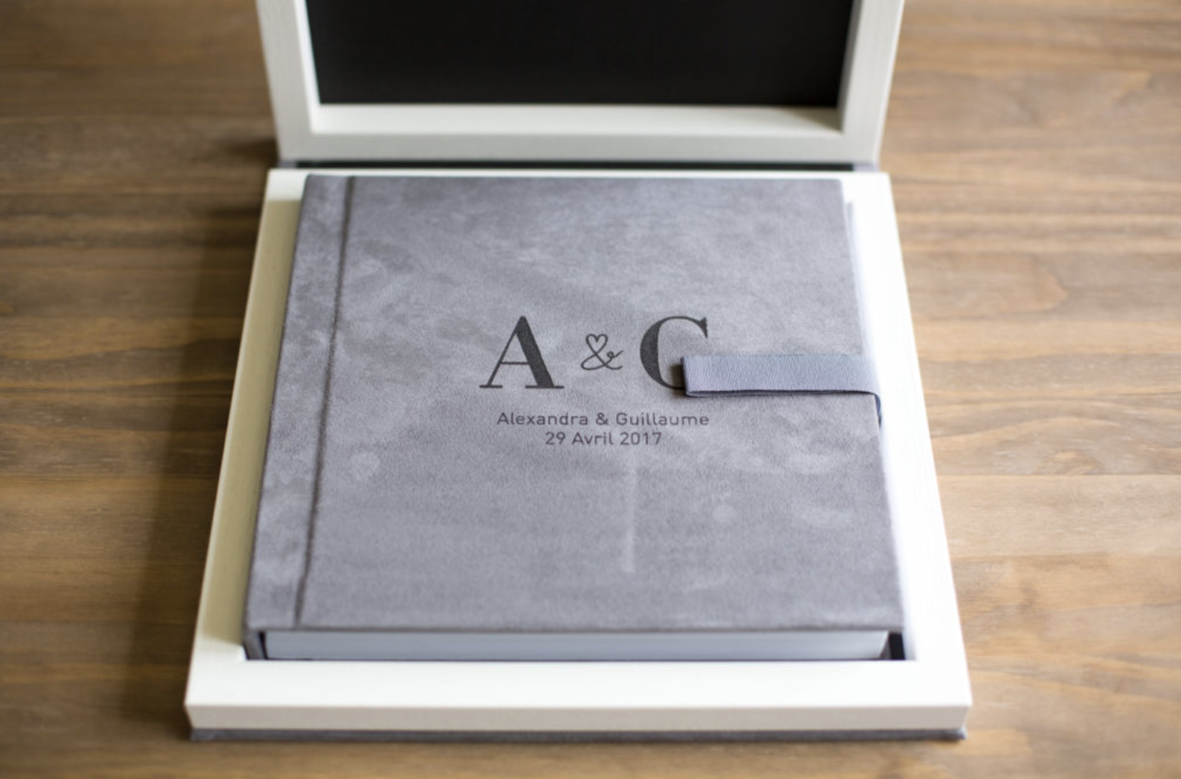 Album avec coffret de présentation