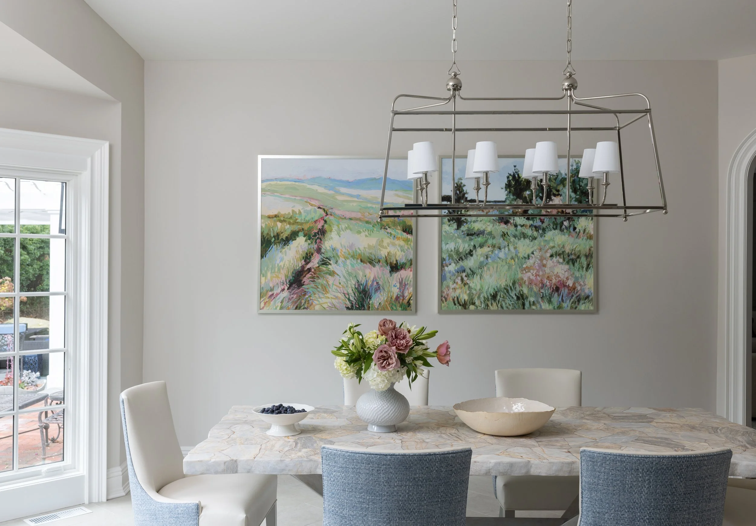 Kitchen Eating area.jpg