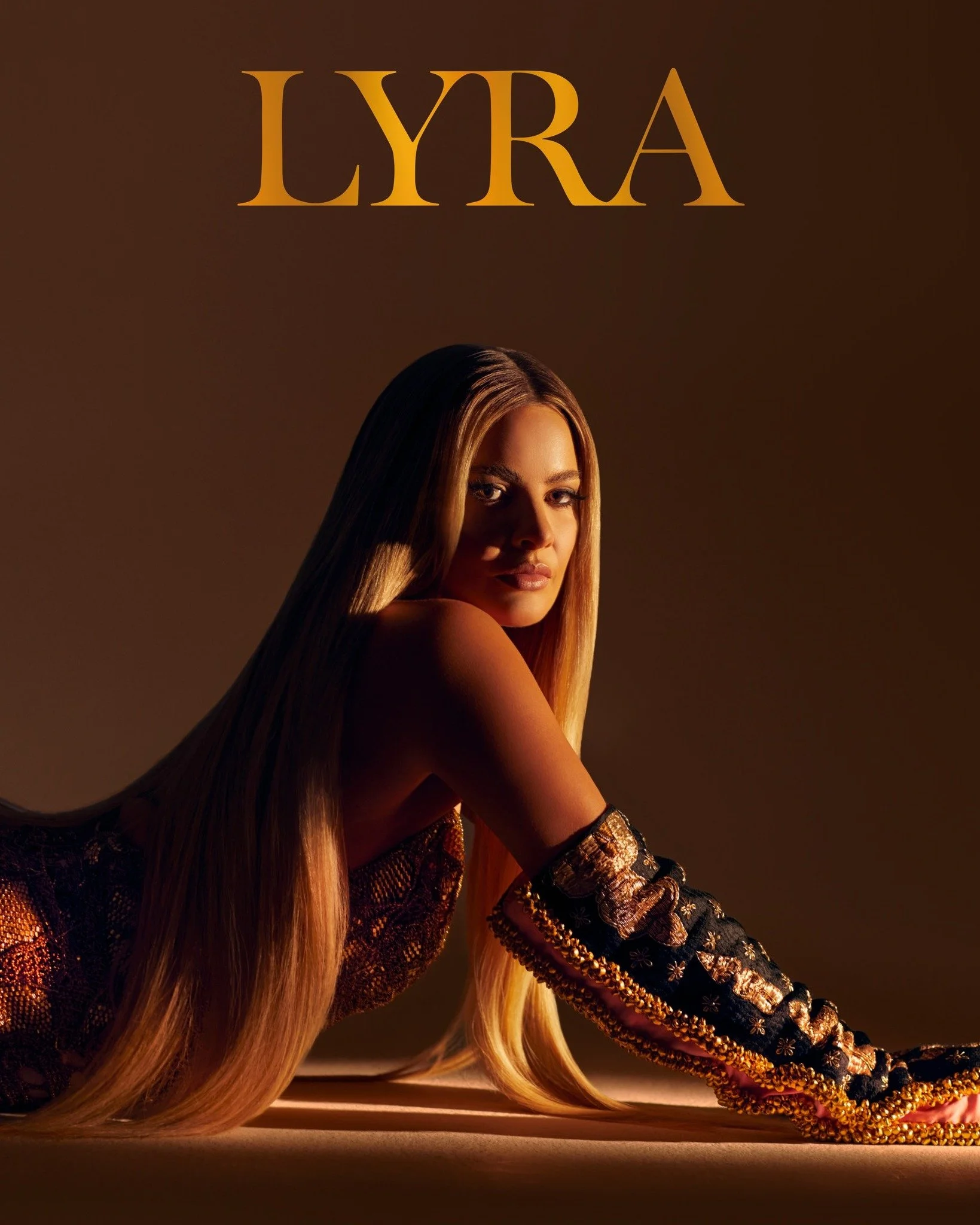 Happy birthday to @thisislyra's #1 debut album! 🎂