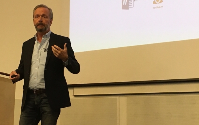 Björn Junge från Metaforce presenterade Metaforce förmedlingstjänst.