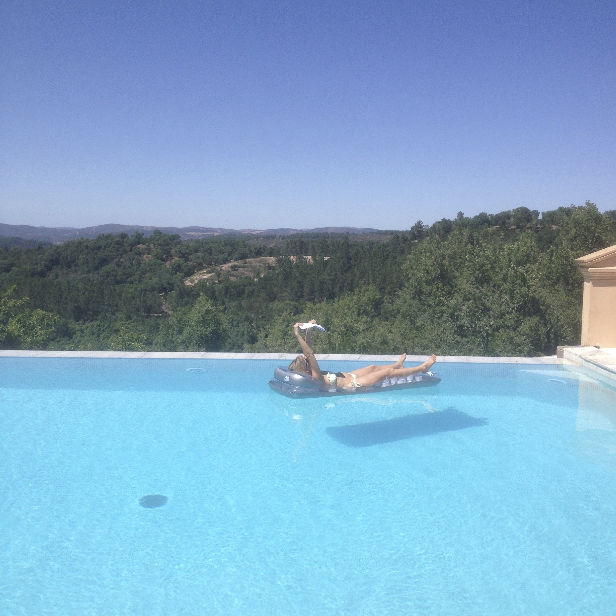 pool time, writing holiday in Andalusia