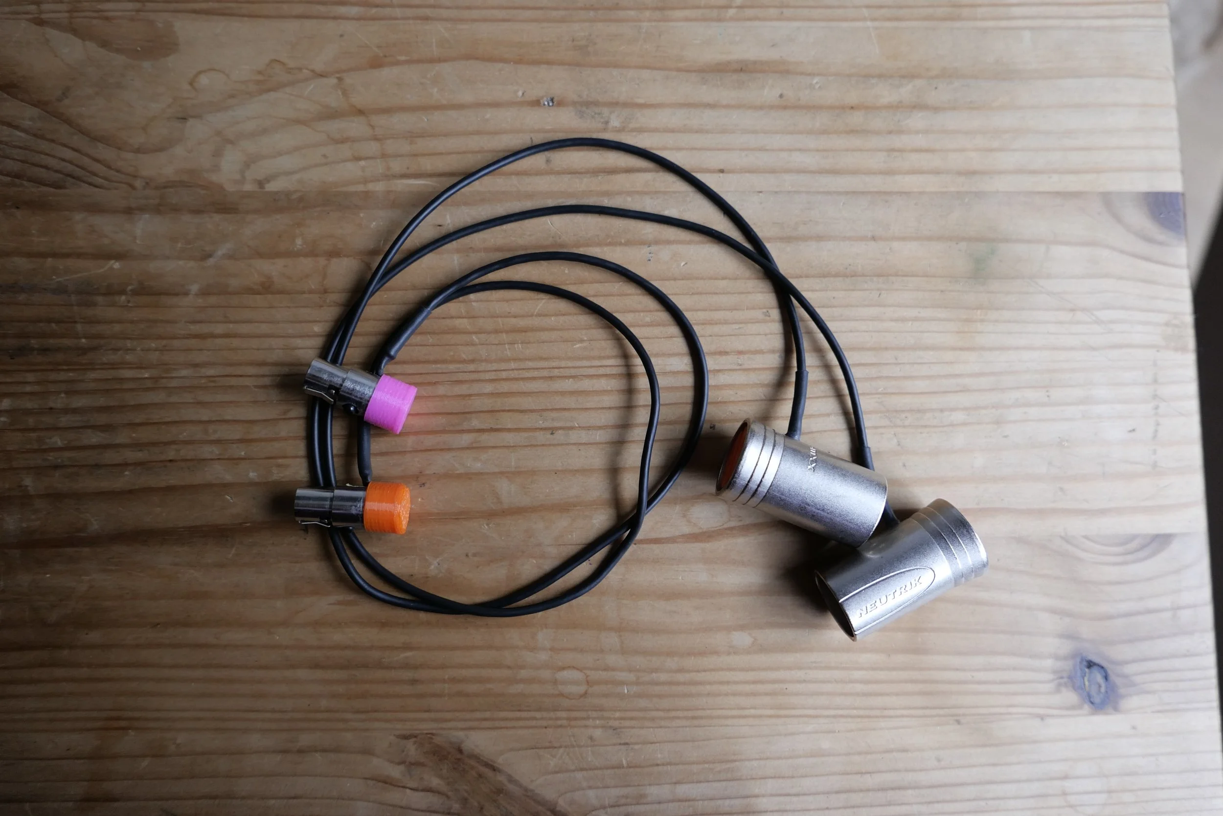 The SRb comes with (color-matched) TA3-XLRs