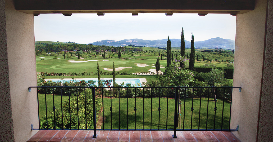   Dream homes for sale in Tuscany   Luxury properties rising in a unique location over a golf course, with views stretching from the surrounding forests to the Tyrrhenian Sea and the Island of Elba. 