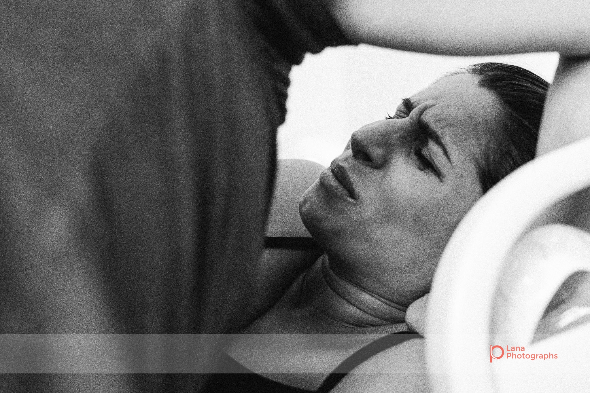 Dubai Birth Photographer