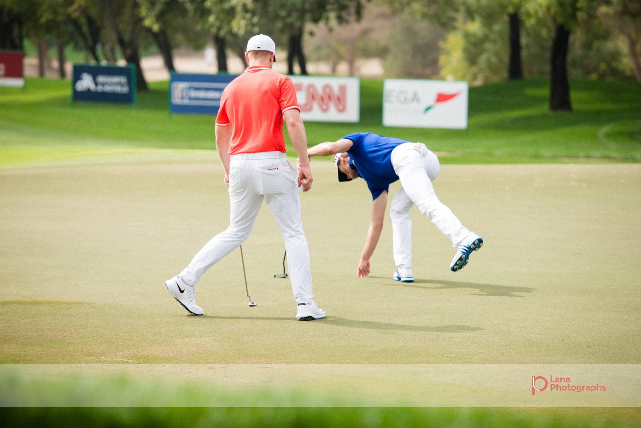   Raphael Jacquelin &nbsp;scores a shot at the Omega Dubai Desert Classic at the Emirates Golf Club in Dubai February 2017 