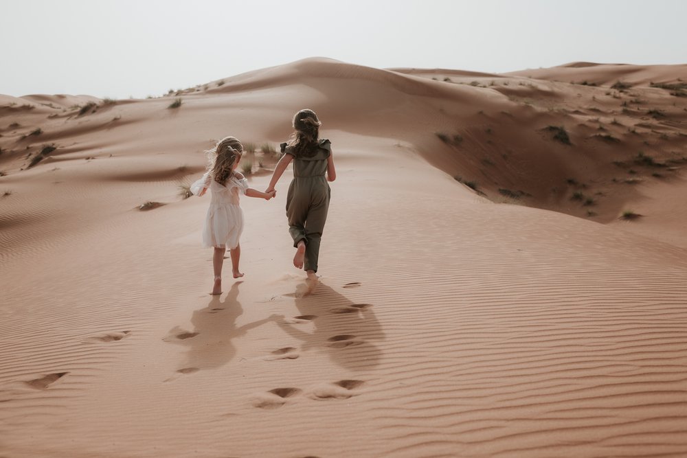 Lana-Photographs-Dubai-Family-Photographer-Michelle-Desert-PSLR-06.jpg