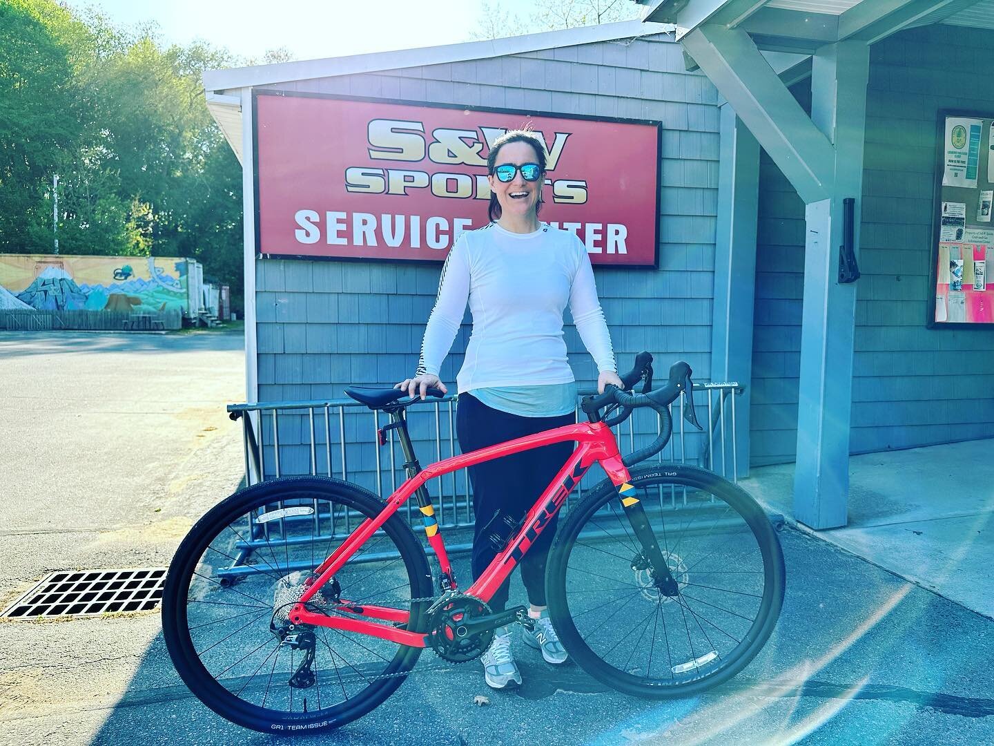 Thank you, Grey, for choosing S&amp;W as your local bike shop! This #trekcheckpointsl5 is rad and you are going to love it! We&rsquo;ll see you out on those grueling climbs!

#supportyourlocalbikeshop #concordnhlife #ridegravel