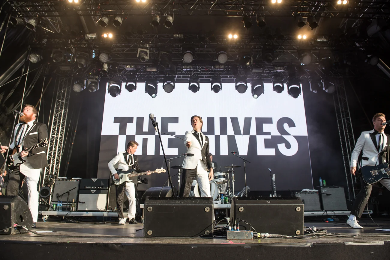 TheHives-2.jpg
