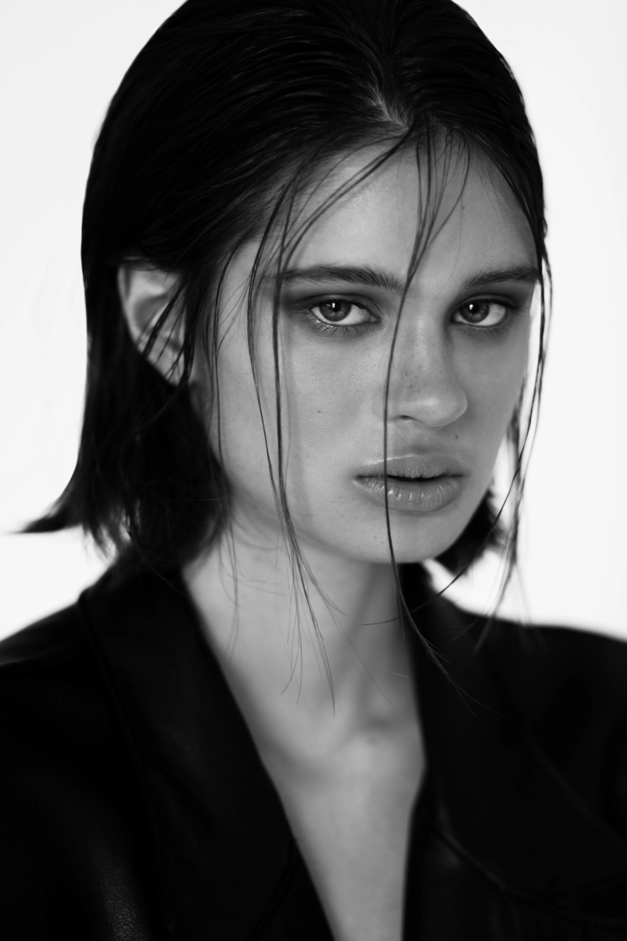 2B2A0089b&w.jpg