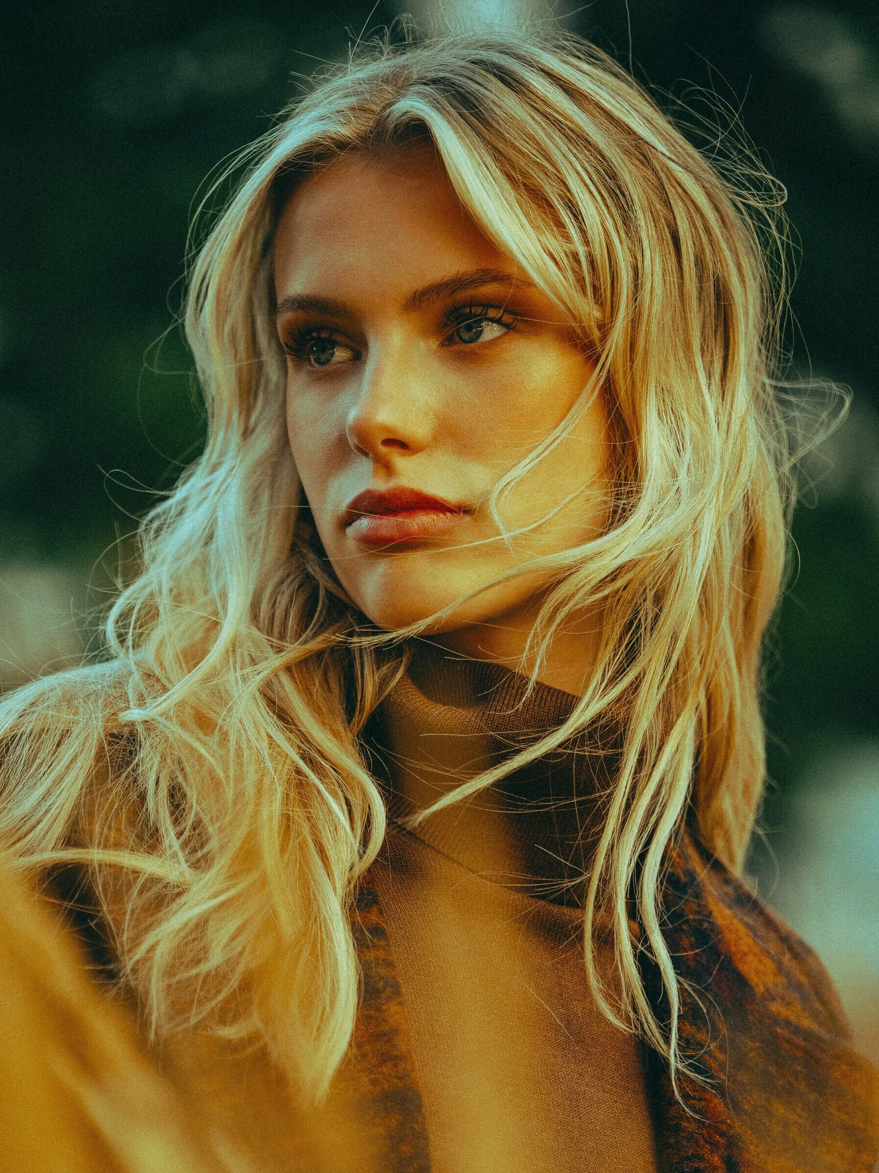 1-emma-a-main-book-up-north-model-management-ab.jpg