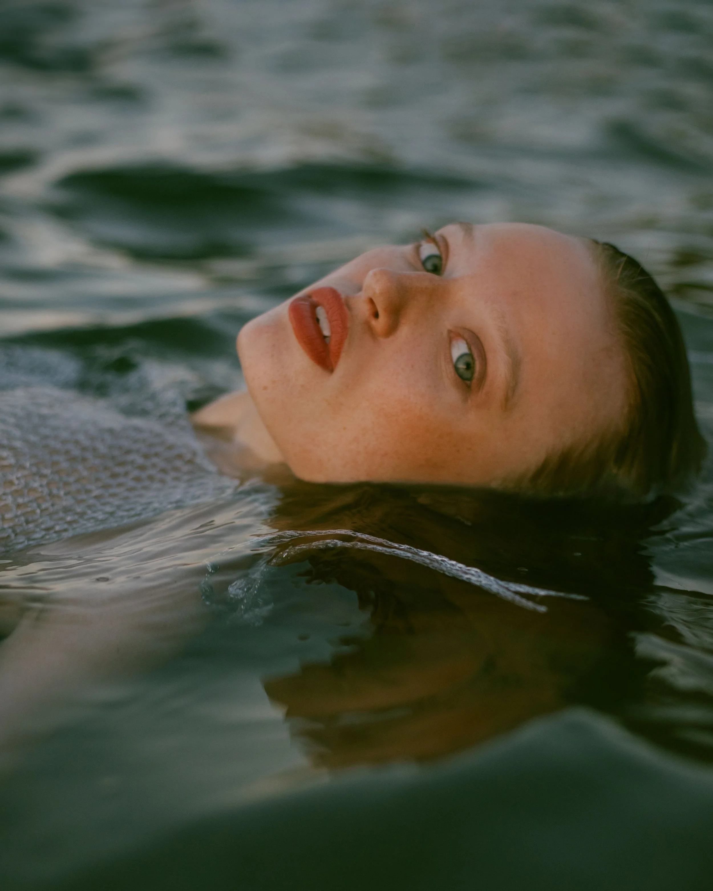2-olivia-m-main-book-up-north-model-management-ab.jpg