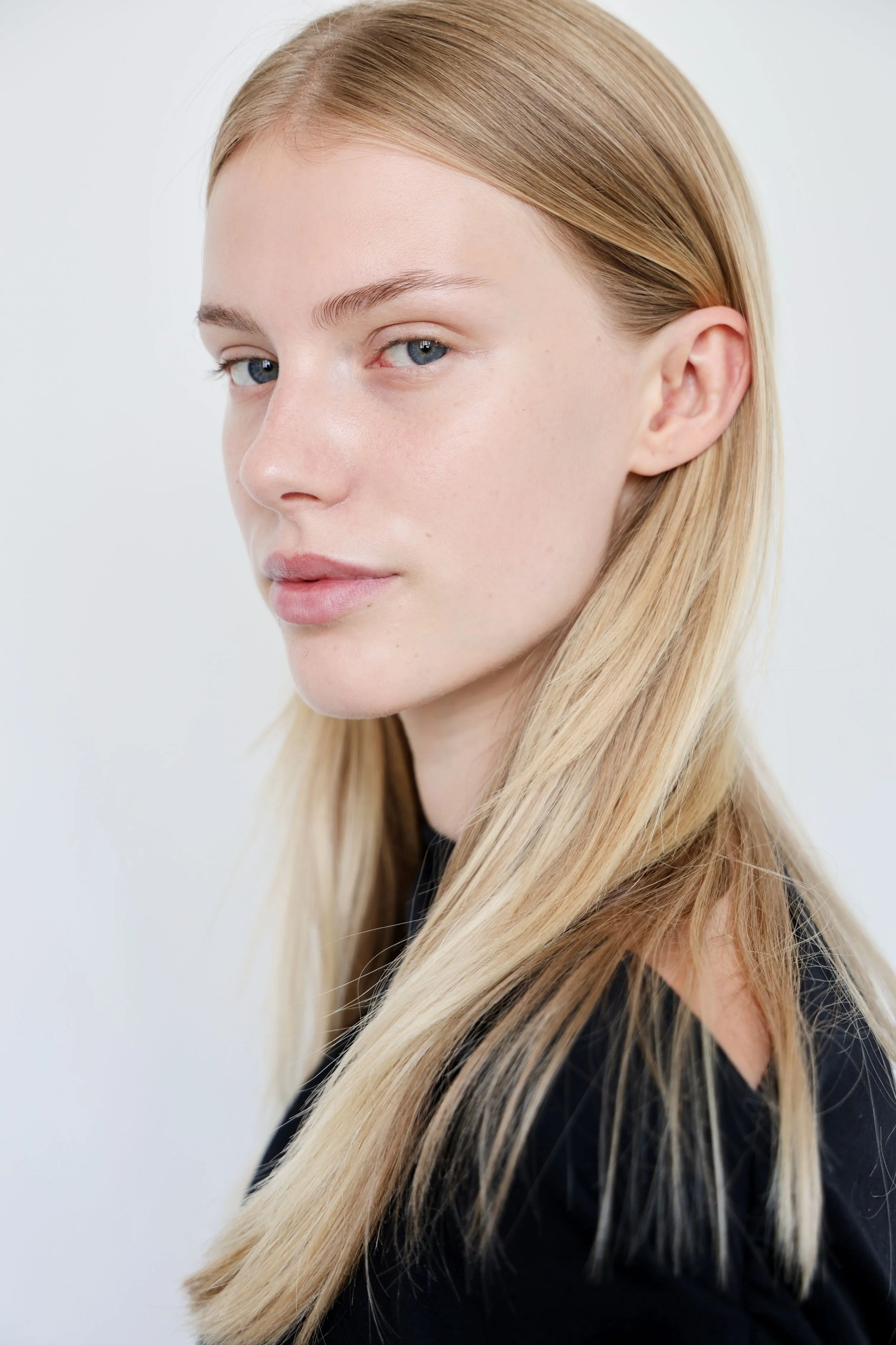 2-emma-a-digitals-up-north-model-management-ab.jpg