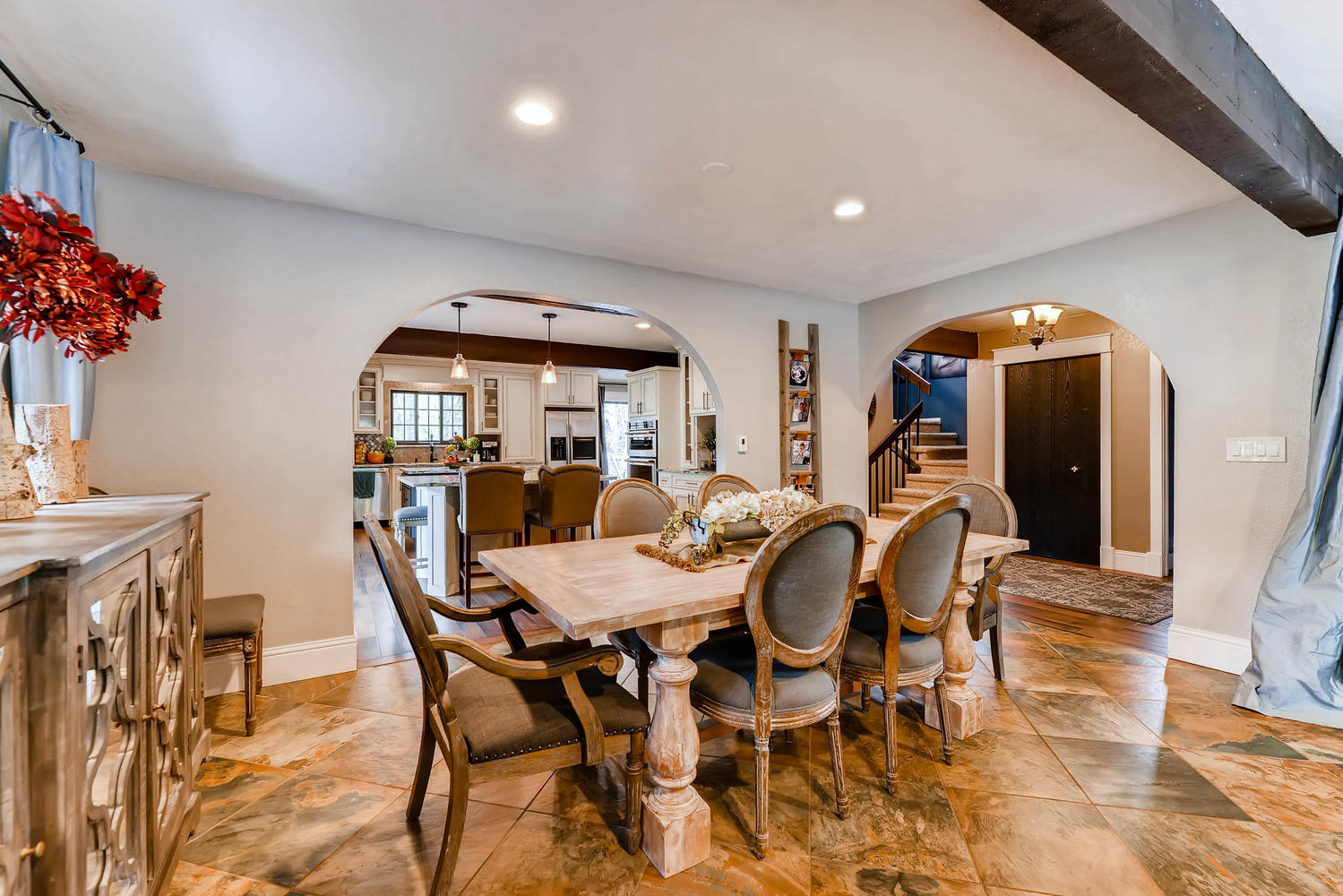 7135 Wintery Loop Colorado-large-003-1-Dining Room-1500x1000-72dpi.jpg