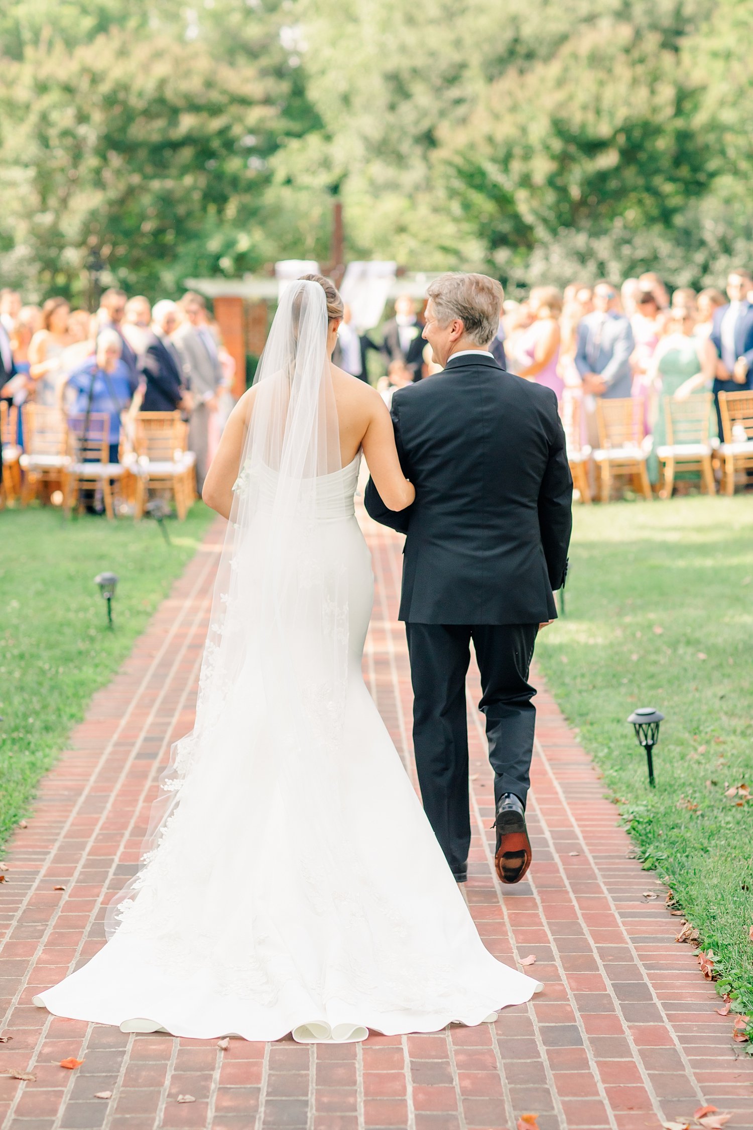 sarah-schmidt-photography-virginia-wedding-photographer-river-farm-wedding_0053.jpg