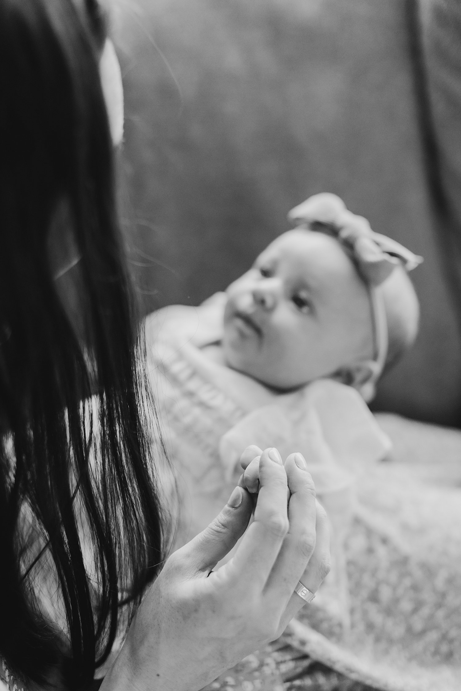 sarah-schmidt-photography-virginia-newborn-photographer-relaxed-in-home-newborn-session_0024.jpg