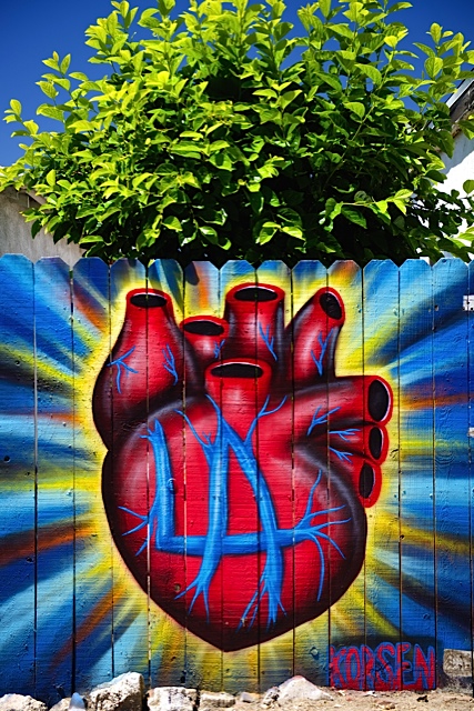 Mural: Jennifer Korsen / Photo: Jeffrey Sklan