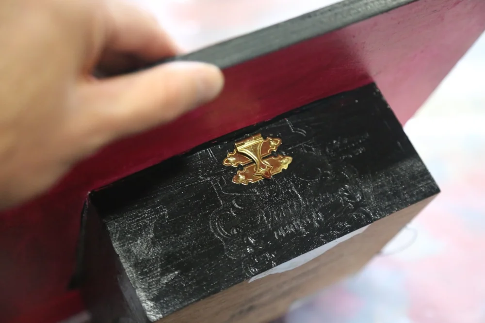 Ghost Box (Latch Detail)