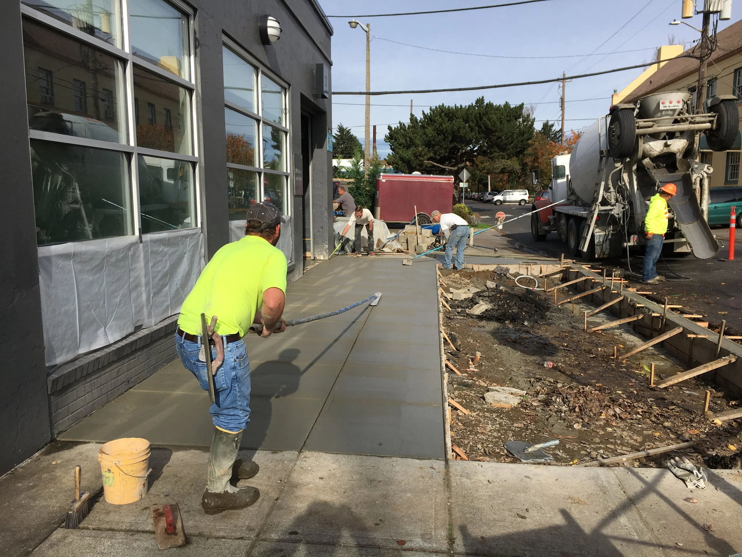 HERENOW ENTRY - CONSTRUCT - 2016