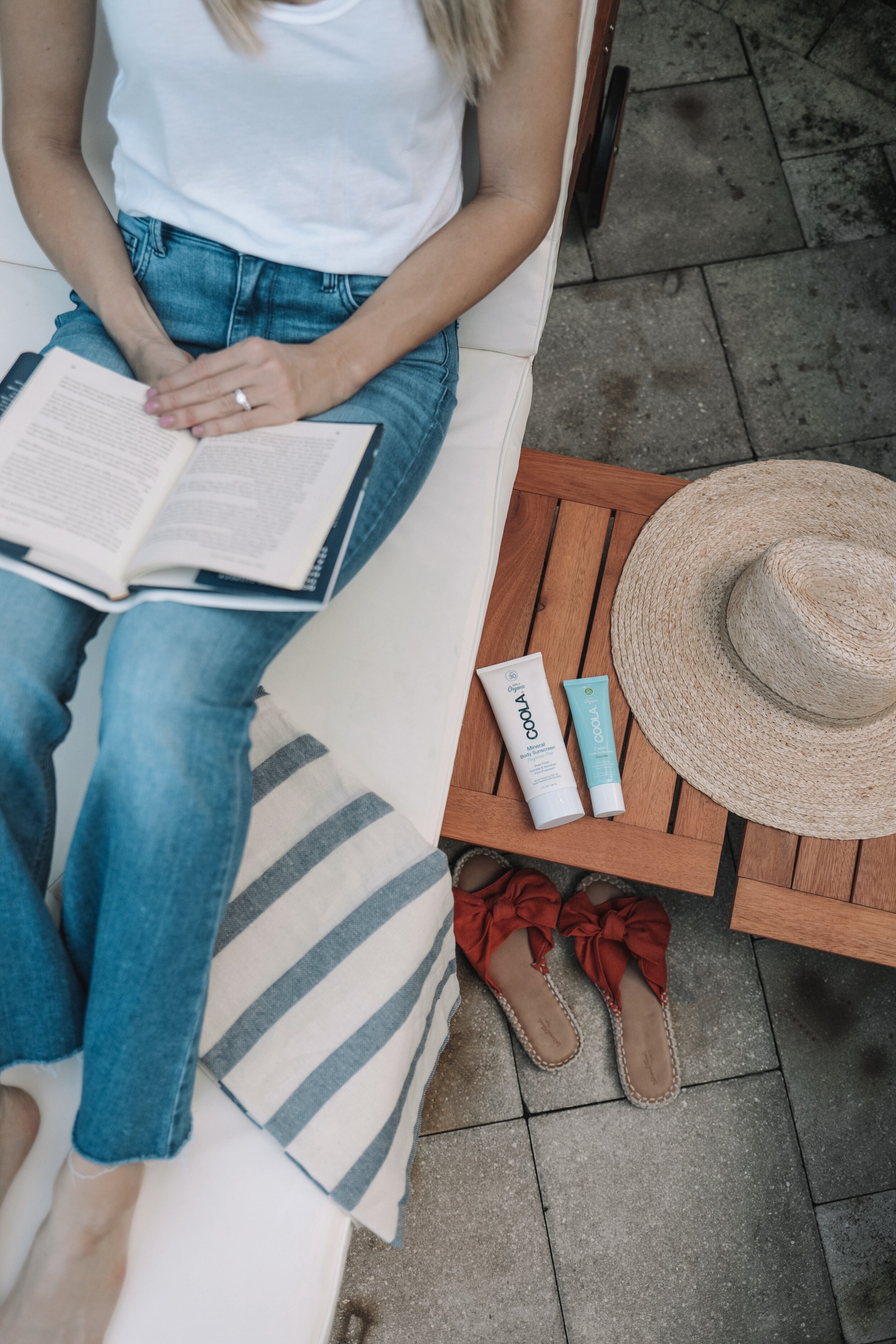 solano chaise lounge on Backyard Essentials For Entertaining The Millennial Miss