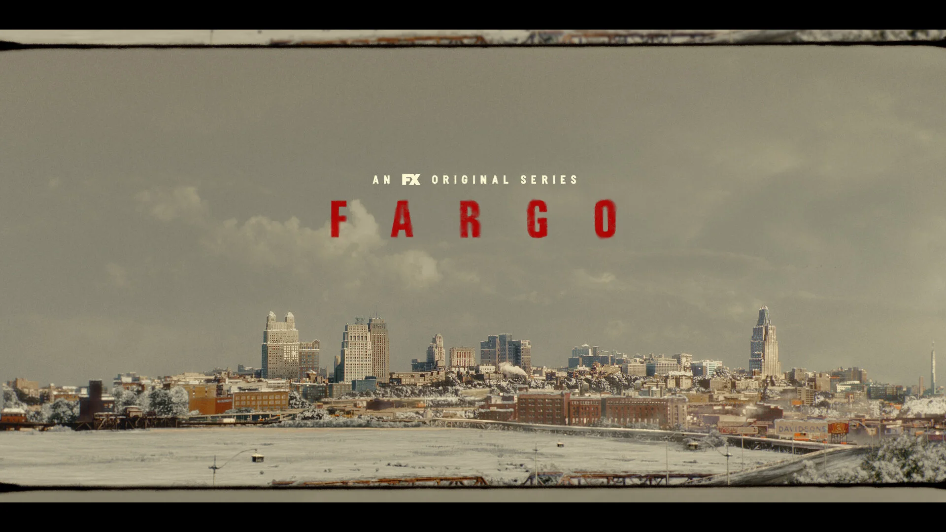 FAR4_pkg_KC_esq_b_v006_FXFlss_01.jpg