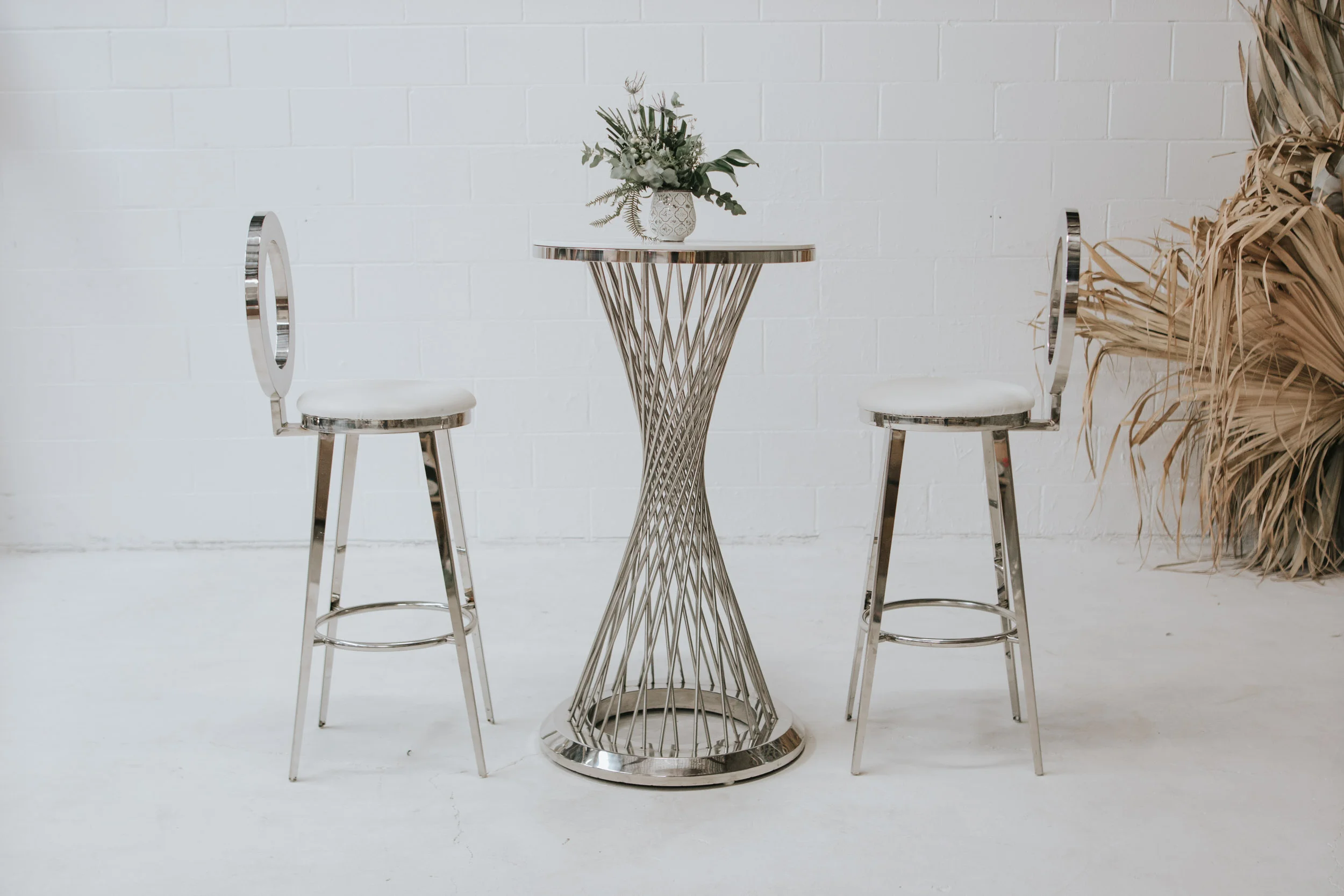 Cosmo Dry Bar Collection - Chrome