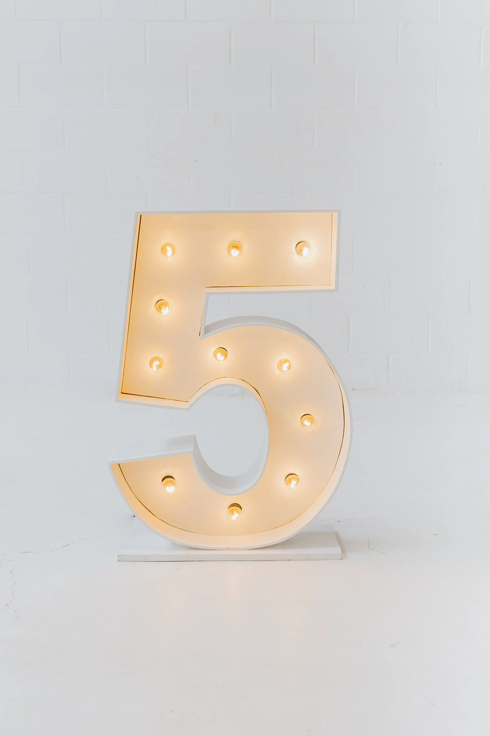 Illuminated Number 5