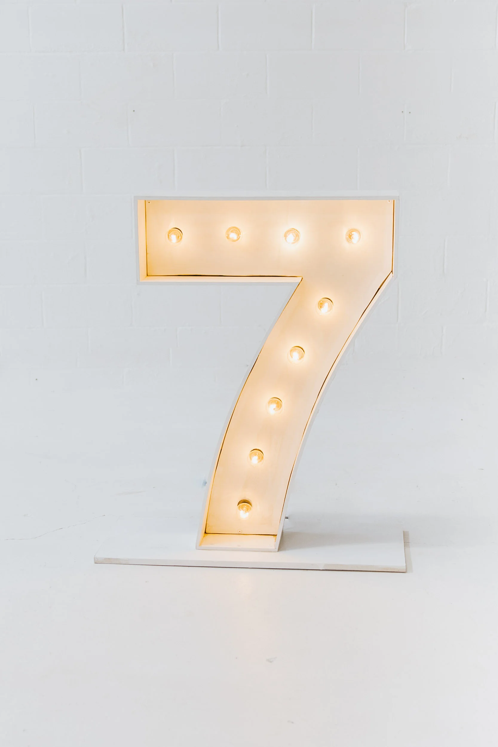 Illuminated Number 7
