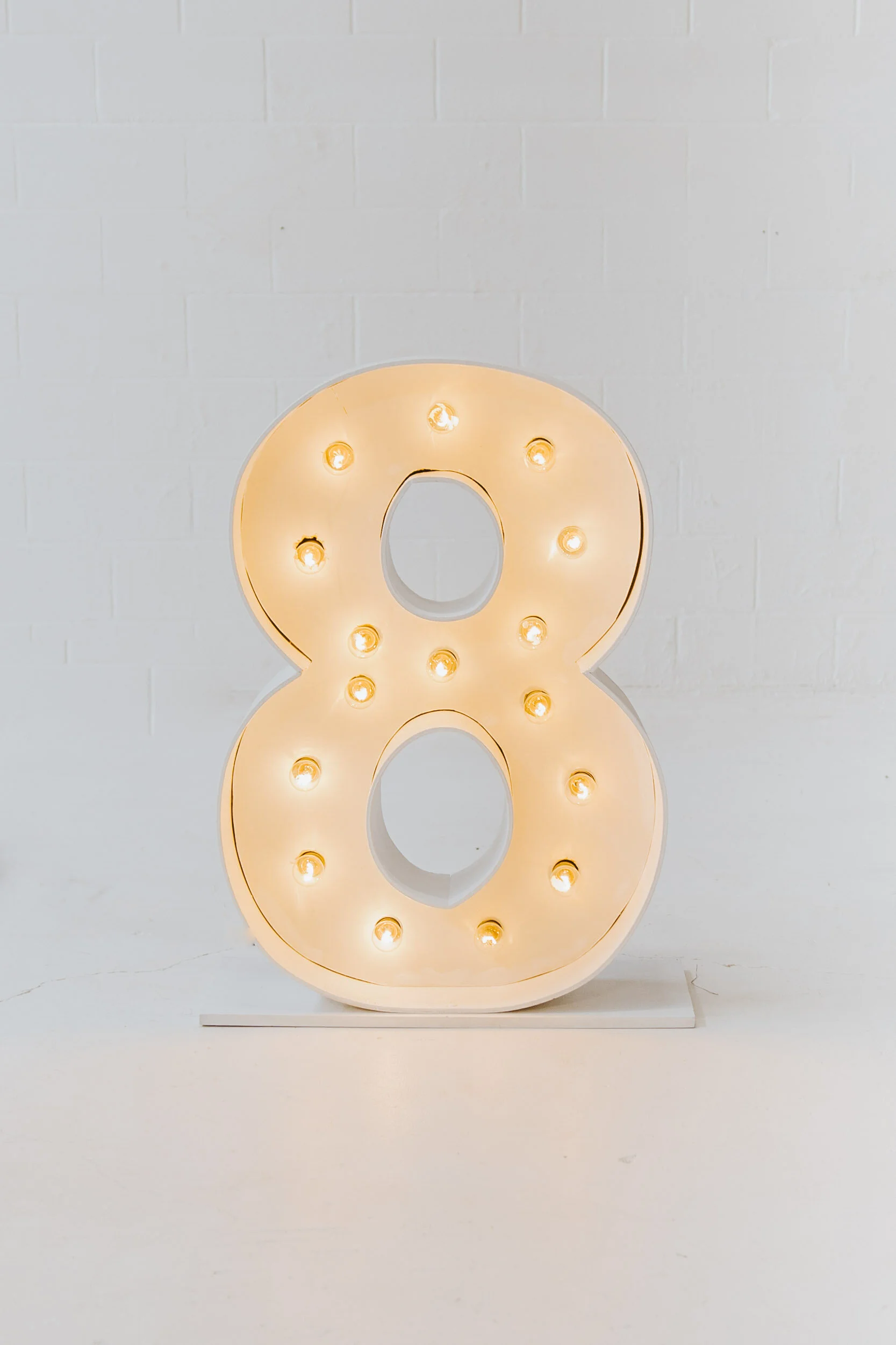 Illuminated Number 8