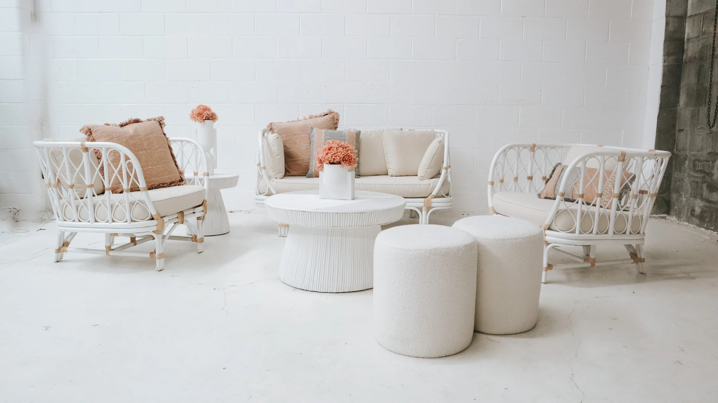 Infinity Lounge Collection 