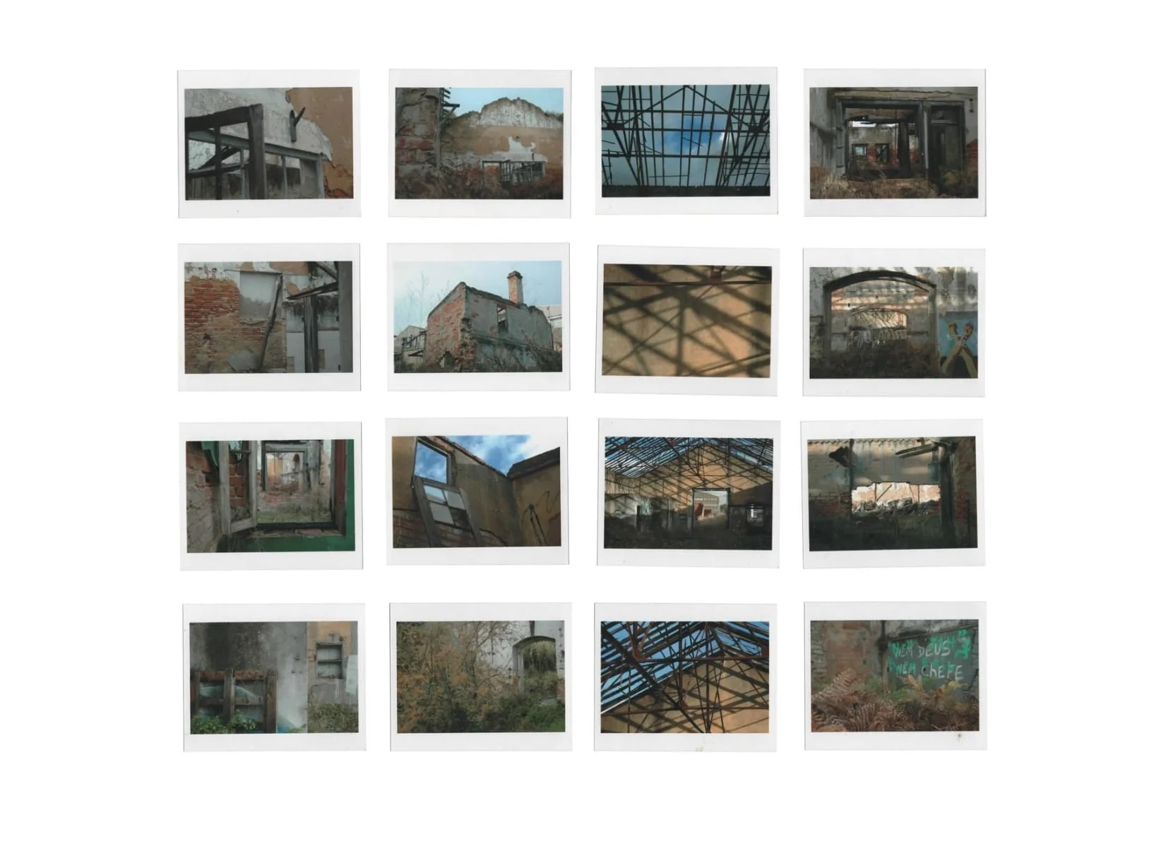 ENTROPY Photographic investigation of abandoned spaces hidden in the center of Lisbon and awaiting demolition. An orderly documentation of disorder balanced by any system and contained in the inherited spaces of identity. These spaces don't exist anymore. 