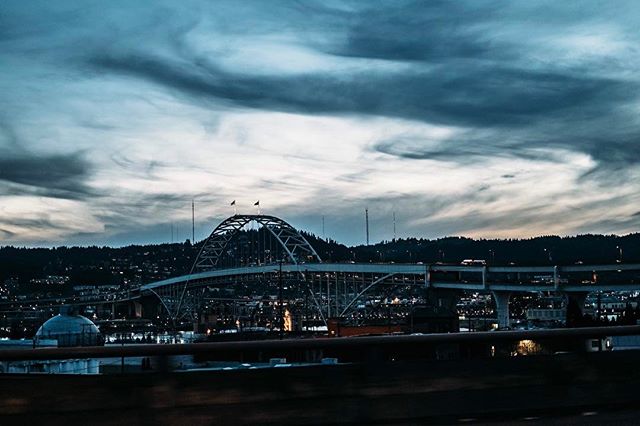 #photooftheday #travel #travelphotography #instagood #fuji #justgoshoot #exploretocreate #xf35 #xt2 #stayandwander #exploremore #adventure #FujifilmX_US #teamfujifilm #fujifeed #fujilove #fujiholics #fujinon #fujifilmmy #fujifilm_xseries #fujixclub #fujixnet #6yearsofxseries #peoplescreatives #vsco #freeyourcamera #stayandwander #instagoodmyphoto #portland #_53mm_ #bridge