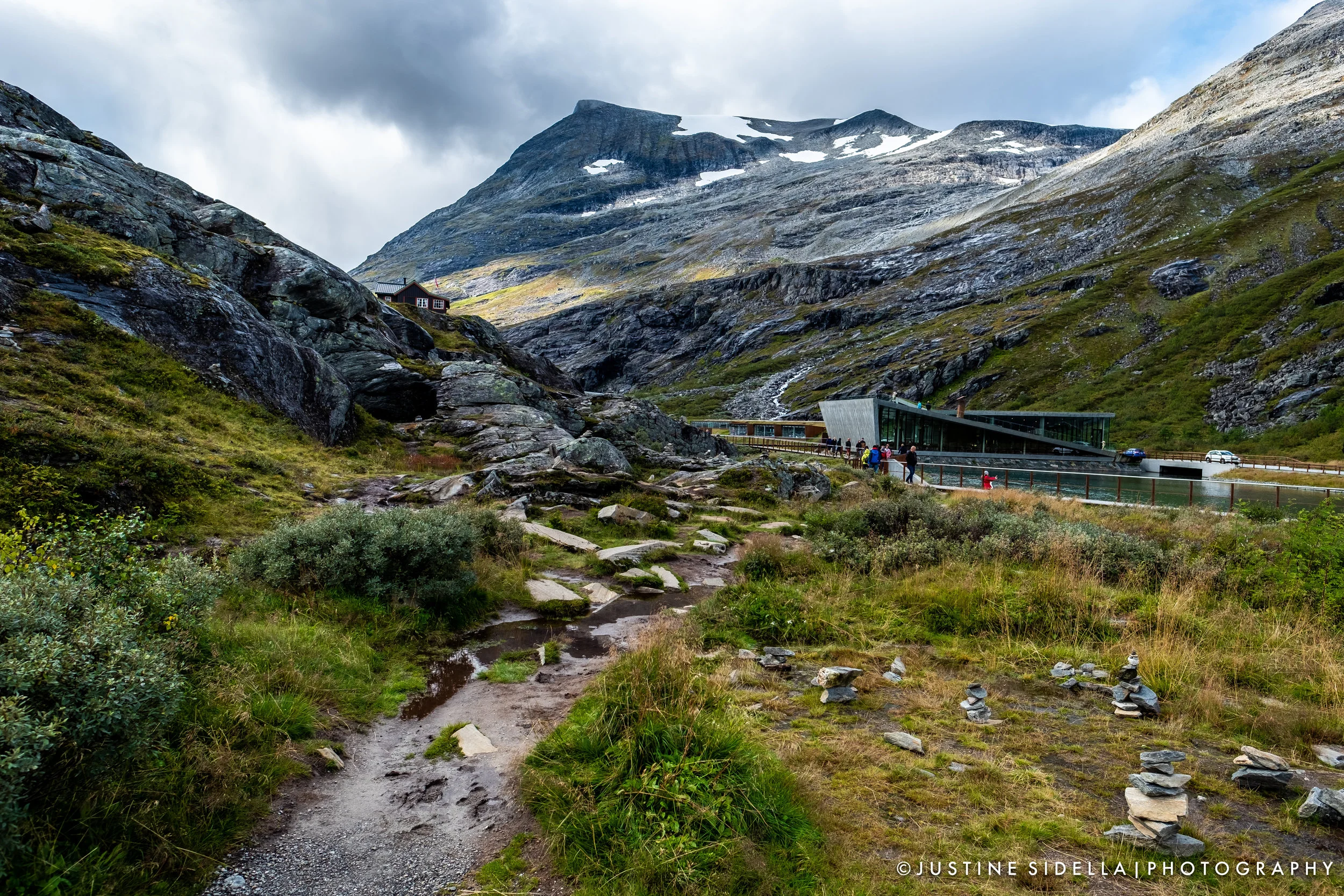 Trolltunga -9828- RESIZE WEBSITE.jpg