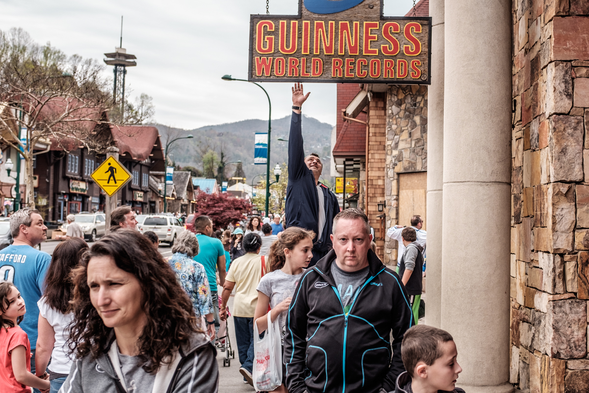 An inspired man inspires others in Gatlinburg, Tennessee, but not everyone succumbs to the power of inspiration